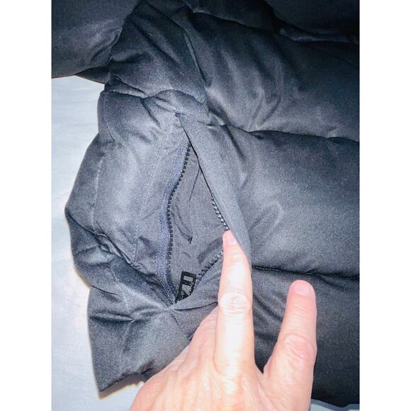 Avec Les Filles Crop Puffer Jacket - Women's Size XS - Asymmetric Snap Closure - Picture 3 of 11